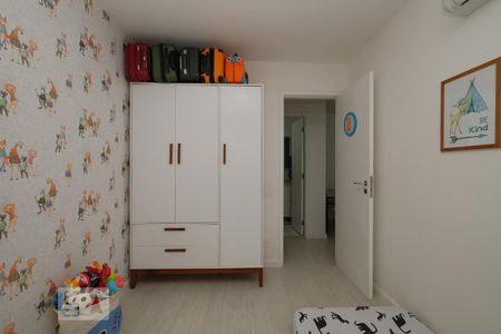 Apartamento à venda com 77m², 2 quartos e 1 vagaQuarto 2
