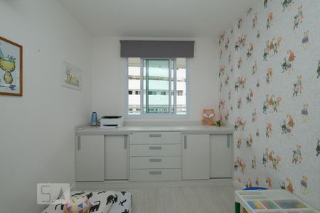 Apartamento à venda com 77m², 2 quartos e 1 vagaQuarto 2