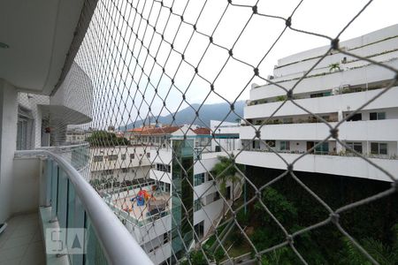 Apartamento à venda com 77m², 2 quartos e 1 vagaVaranda Vista