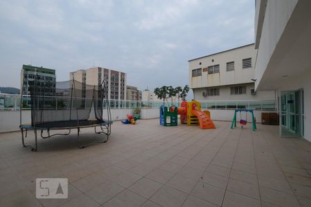 Apartamento à venda com 77m², 2 quartos e 1 vagaÁrea Comum - Playground