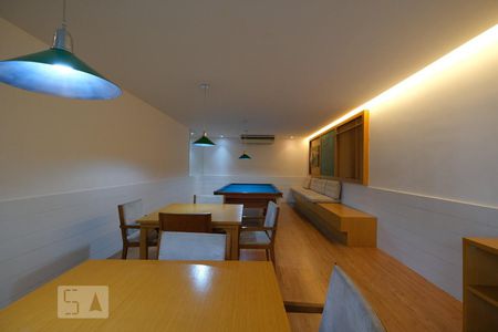 Apartamento à venda com 77m², 2 quartos e 1 vagaSala de Jogos