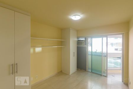 Suíte de apartamento para alugar com 2 quartos, 87m² em Barra da Tijuca, Rio de Janeiro