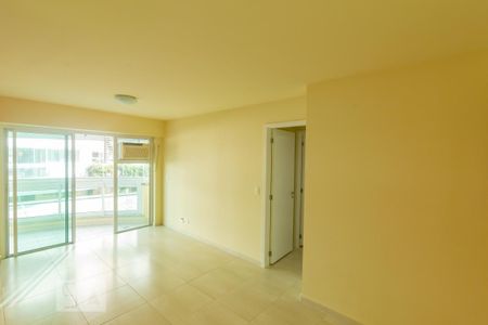 Sala de apartamento para alugar com 2 quartos, 87m² em Barra da Tijuca, Rio de Janeiro