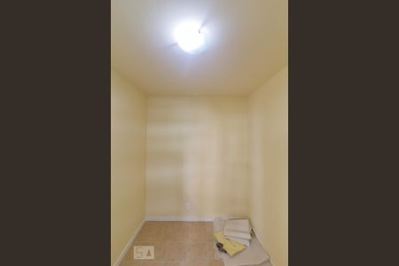 Apartamento para alugar com 87m², 2 quartos e 1 vaga Apartamento para alugar com 87m², 2 quartos e 1 vagaQuarto de Serviço