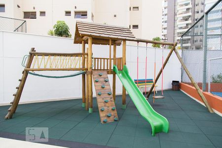 Apartamento à venda com 160m², 3 quartos e 3 vagasÁrea Comum - Playground
