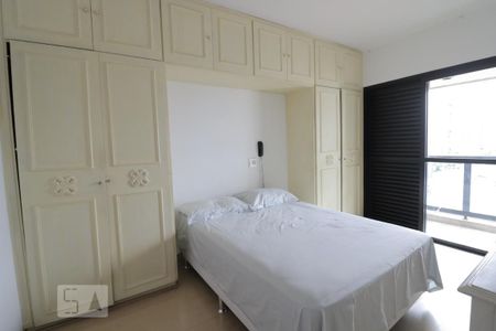 Apartamento à venda com 270m², 4 quartos e 4 vagasQuarto 2