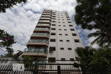 Apartamento à venda com 270m², 4 quartos e 4 vagasFachada