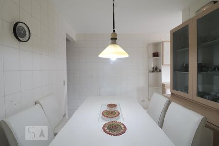 Apartamento à venda com 270m², 4 quartos e 4 vagasCopa