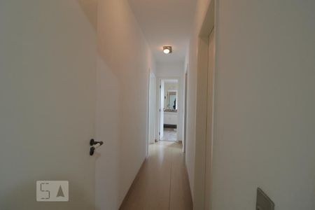 Apartamento à venda com 270m², 4 quartos e 4 vagasCorredor de acesso aos Quartos