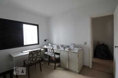 Apartamento à venda com 270m², 4 quartos e 4 vagasQuarto 3