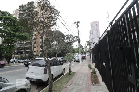 Apartamento à venda com 270m², 4 quartos e 4 vagasPerto do Parque Ceret