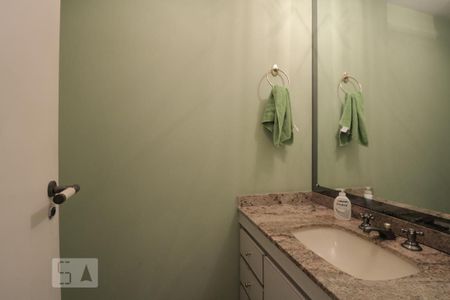 Apartamento à venda com 270m², 4 quartos e 4 vagasLavabo