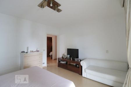 Apartamento à venda com 270m², 4 quartos e 4 vagasSuite 2