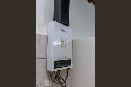 Casa à venda com 198m², 4 quartos e 2 vagas Casa à venda com 198m², 4 quartos e 2 vagasLavanderia