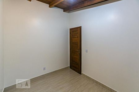 Casa à venda com 198m², 4 quartos e 2 vagas Casa à venda com 198m², 4 quartos e 2 vagasQuarto de Serviço