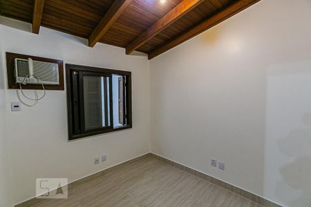 Casa à venda com 198m², 4 quartos e 2 vagas Casa à venda com 198m², 4 quartos e 2 vagasQuarto de Serviço