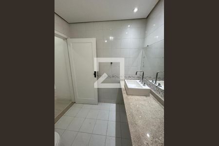 Casa à venda com 150m², 3 quartos e 3 vagasBanheiro