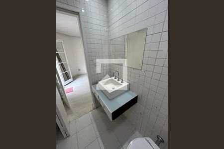 Casa à venda com 150m², 3 quartos e 3 vagasBanheiro da Suíte