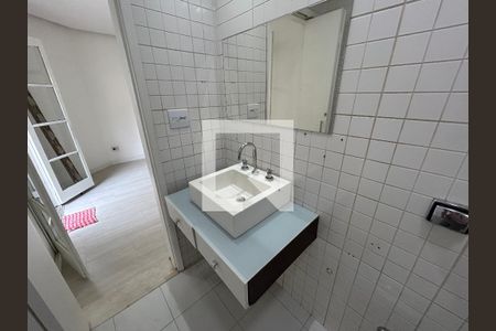 Casa à venda com 150m², 3 quartos e 3 vagasBanheiro da Suíte