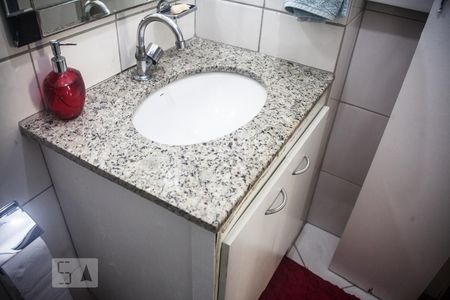 Apartamento à venda com 96m², 2 quartos e sem vagaBanheiro - Torneira