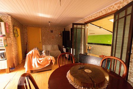 Sala de casa à venda com 2 quartos, 120m² em Mathias Velho, Canoas
