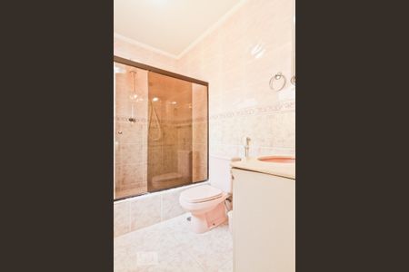 Casa à venda com 280m², 2 quartos e 2 vagas Casa à venda com 280m², 2 quartos e 2 vagasBanheiro da Suíte 2