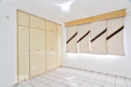 Casa à venda com 280m², 2 quartos e 2 vagas Casa à venda com 280m², 2 quartos e 2 vagasSuíte 2