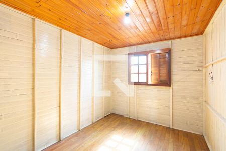 Casa à venda com 2 quartos, 70m² em Niterói, Canoas