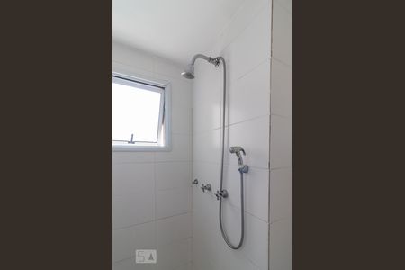 Apartamento para alugar com 65m², 2 quartos e 1 vagaChuveiro