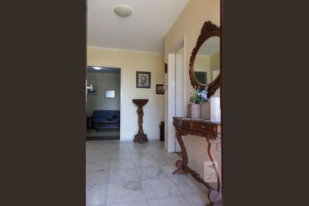 Sala 1 de casa à venda com 5 quartos, 398m² em Vila Assunção, Porto Alegre