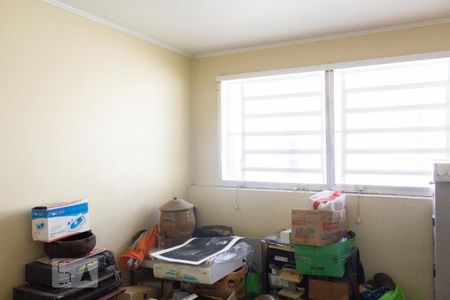 Casa à venda com 398m², 5 quartos e 4 vagas Casa à venda com 398m², 5 quartos e 4 vagasQuarto de Serviço