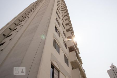 Apartamento para alugar com 62m², 3 quartos e 1 vagaFachada