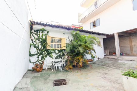 Casa para alugar com 32m², 1 quarto e 1 vagaFachada