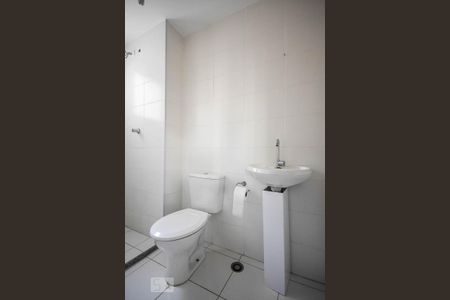 Apartamento para alugar com 44m², 2 quartos e 1 vaga Apartamento para alugar com 44m², 2 quartos e 1 vagaBanheiro