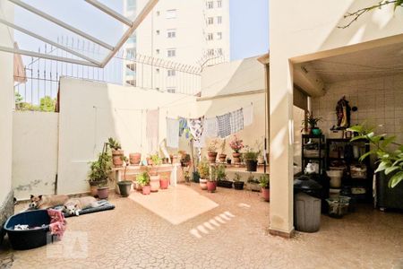 Casa à venda com 360m², 5 quartos e 3 vagasÁrea Externa
