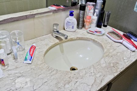 Casa à venda com 360m², 5 quartos e 3 vagasBanheiro da Suíte