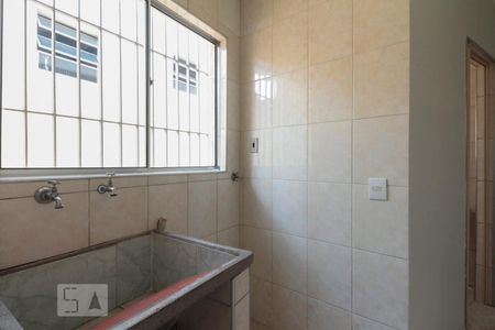 Casa para alugar com 30m², 1 quarto e 1 vaga Casa para alugar com 30m², 1 quarto e 1 vagaÁrea de serviço