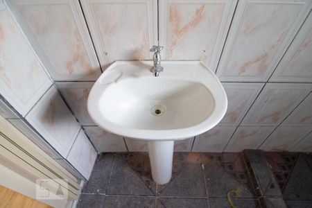 Banheiro da Suíte de casa à venda com 2 quartos, 90m² em Jardim Moreira, Guarulhos