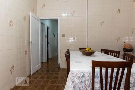 Casa à venda com 424m², 4 quartos e 3 vagasCozinha