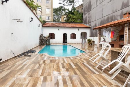 Casa à venda com 424m², 4 quartos e 3 vagasPiscina