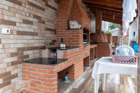 Casa à venda com 424m², 4 quartos e 3 vagasChurrasqueira