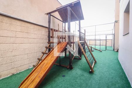 Apartamento para alugar com 70m², 2 quartos e 2 vagasÁrea comum - Playground