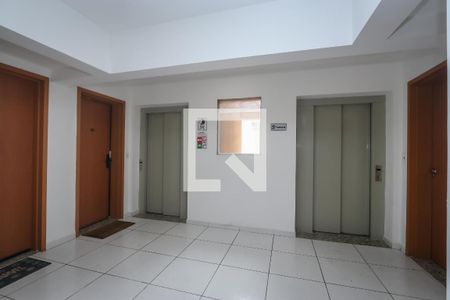 Apartamento para alugar com 70m², 2 quartos e 2 vagasHall Social