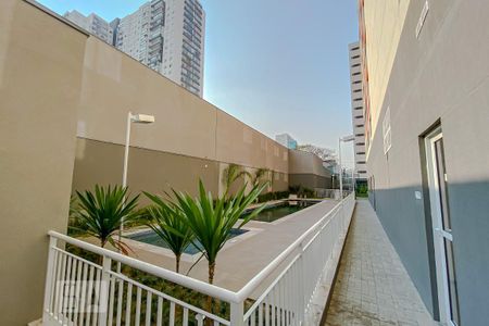 Apartamento à venda com 45m², 2 quartos e sem vagaÁrea comum - Piscina