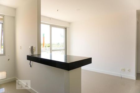 Sala/Cozinha e Área de Serviço de apartamento à venda com 2 quartos, 60m² em Barra da Tijuca, Rio de Janeiro