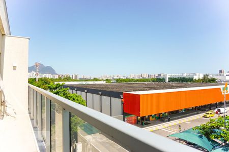 Varanda da Sala de apartamento à venda com 2 quartos, 60m² em Barra da Tijuca, Rio de Janeiro