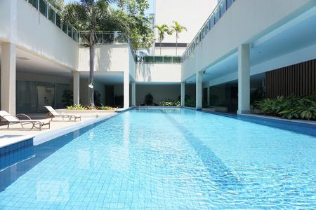 Apartamento à venda com 60m², 2 quartos e 1 vagaÁrea comum - Piscina