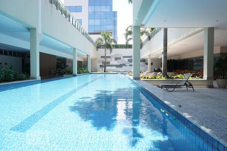 Apartamento à venda com 60m², 2 quartos e 1 vagaÁrea comum - Piscina