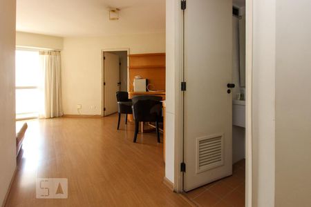 Entrada de apartamento para alugar com 3 quartos, 90m² em Pinheiros, São Paulo