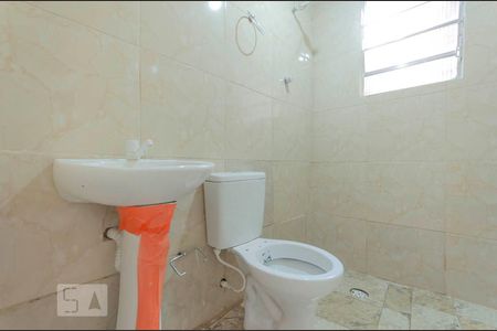 Banheiro de casa para alugar com 1 quarto, 50m² em Vila Robertina, São Paulo